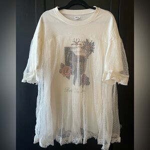 Urban Outfitters Horse Lace Tshirt